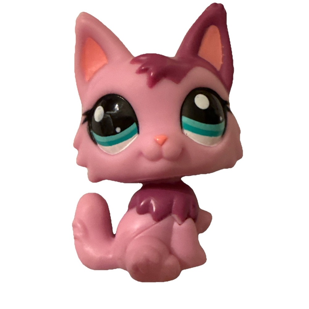 Littlest Pet Shop Pink Cat 2465 Teal Eyes Purple Accent LPS Hasbro